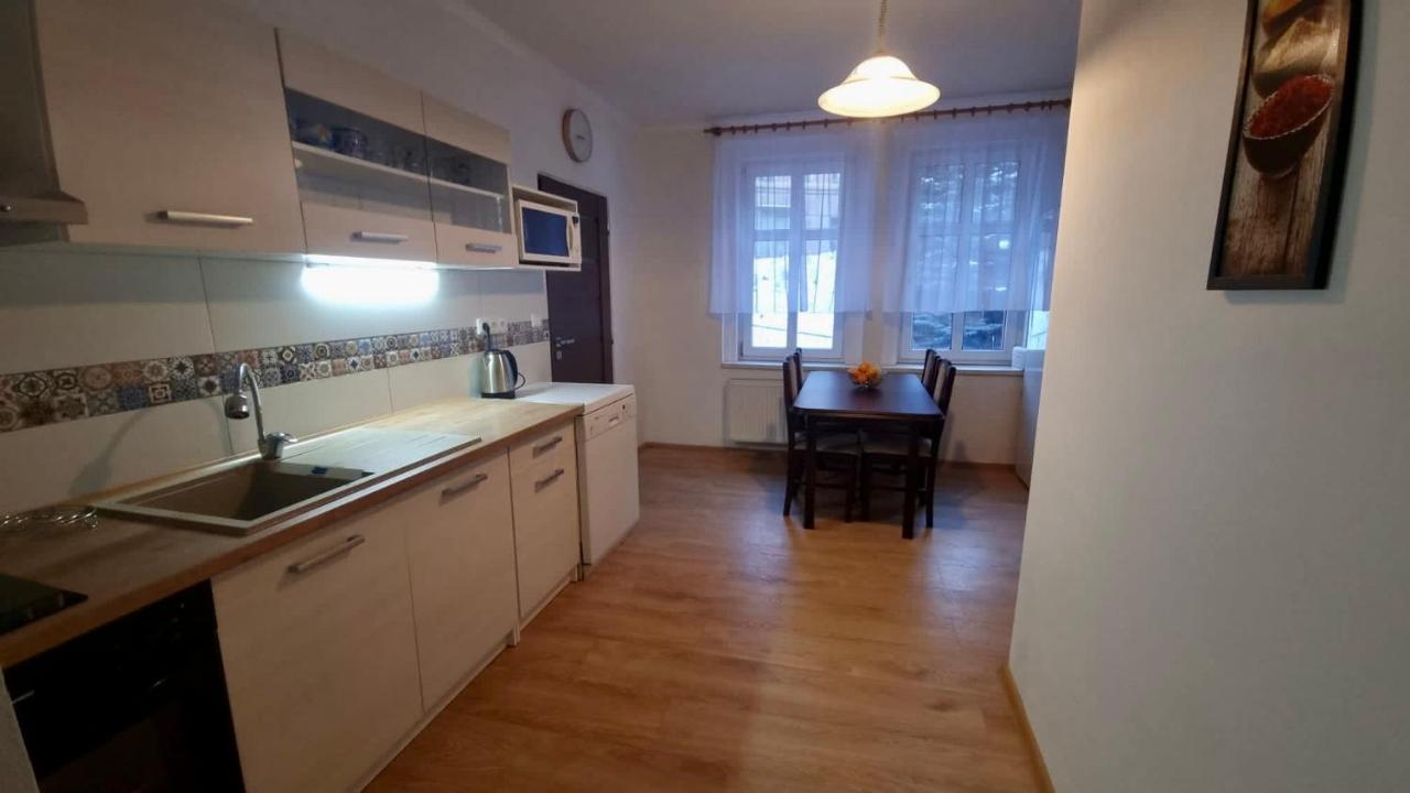 Apartman V Krusnych Horach-Free Parking Jáchymov Exterior foto